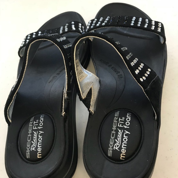 Skechers Relaxed Fit Memory Foam Sandal - Picture 4 of 4